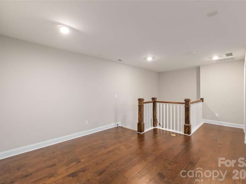 4307 Island Fox Lane, Denver, NC 28037.  MLS# CAR4343092, YatesRealty ID 14853. 