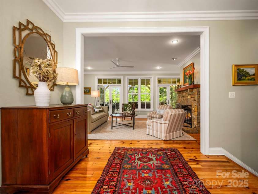 470 Henderson Street, Saluda, NC 28773.  MLS# CAR4251310, YatesRealty ID 14854. 