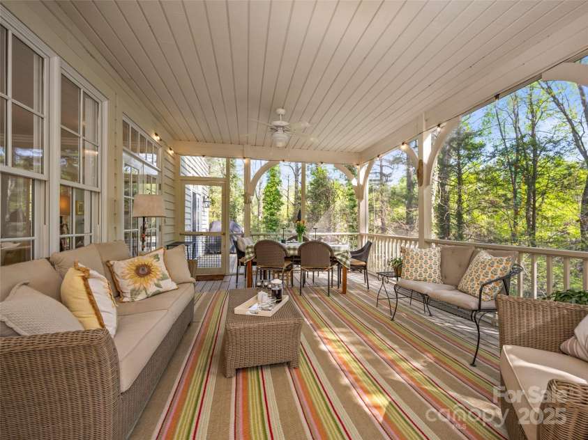 470 Henderson Street, Saluda, NC 28773.  MLS# CAR4251310, YatesRealty ID 14854. 