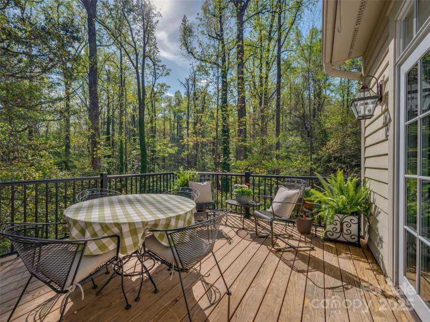 470 Henderson Street, Saluda, NC 28773.  MLS# CAR4251310, YatesRealty ID 14854. 
