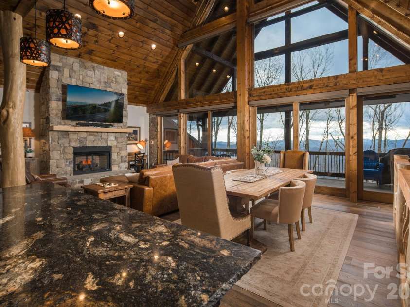 72 Golden Eagle Trail, Banner Elk, NC 28622.  MLS# CAR4367193, YatesRealty ID 14854. 