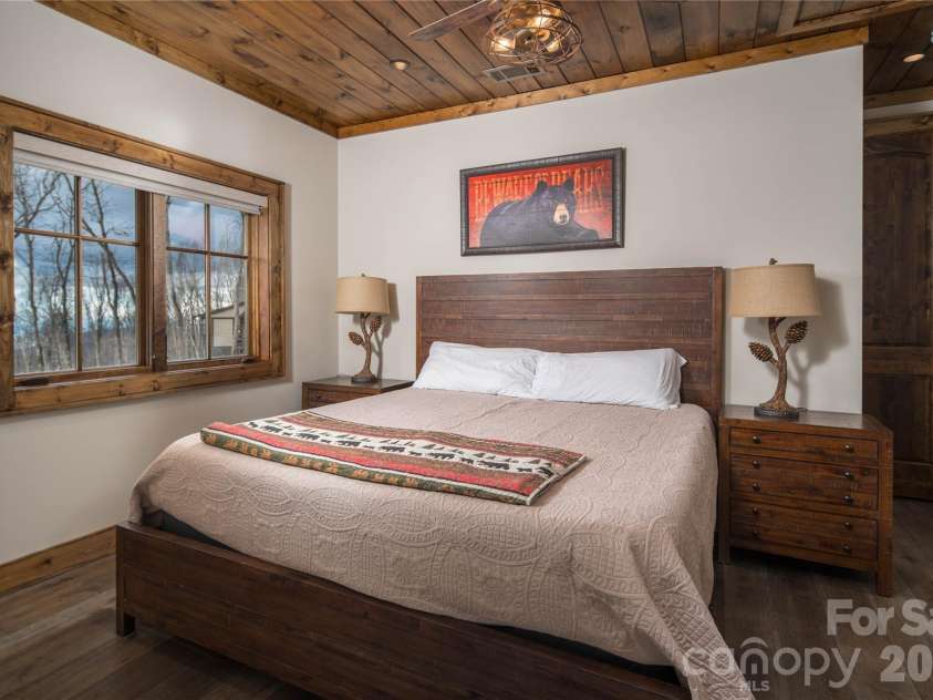 72 Golden Eagle Trail, Banner Elk, NC 28622.  MLS# CAR4367193, YatesRealty ID 14854. 