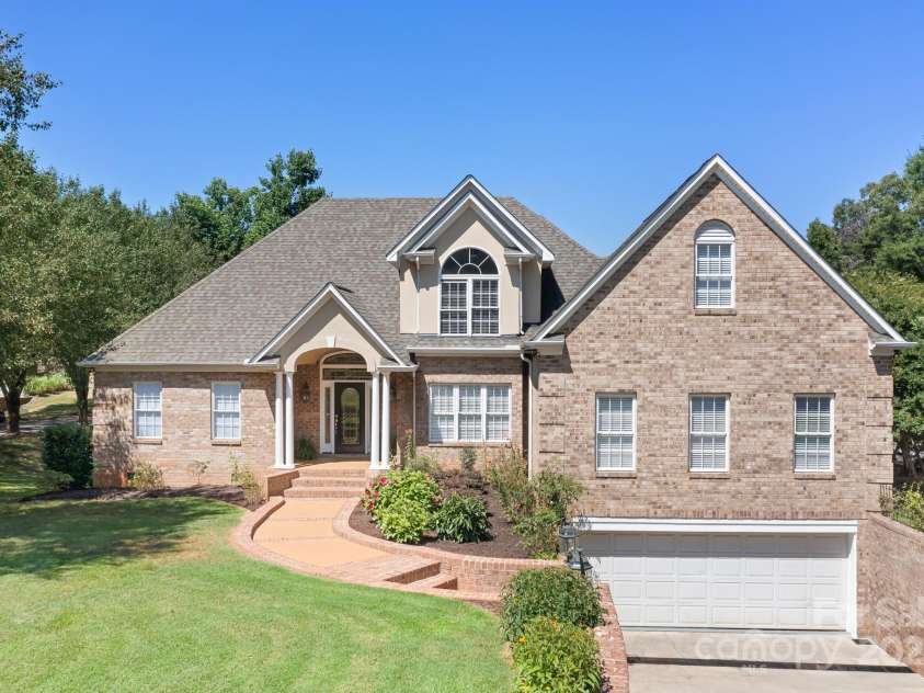 126 Emerald Drive, Mooresville, NC 28117.  MLS# CAR4224232, YatesRealty ID 14855. Front view
