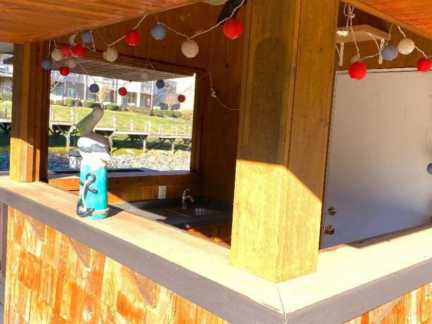 126 Emerald Drive, Mooresville, NC 28117.  MLS# CAR4224232, YatesRealty ID 14855. Get ready to relax this summer