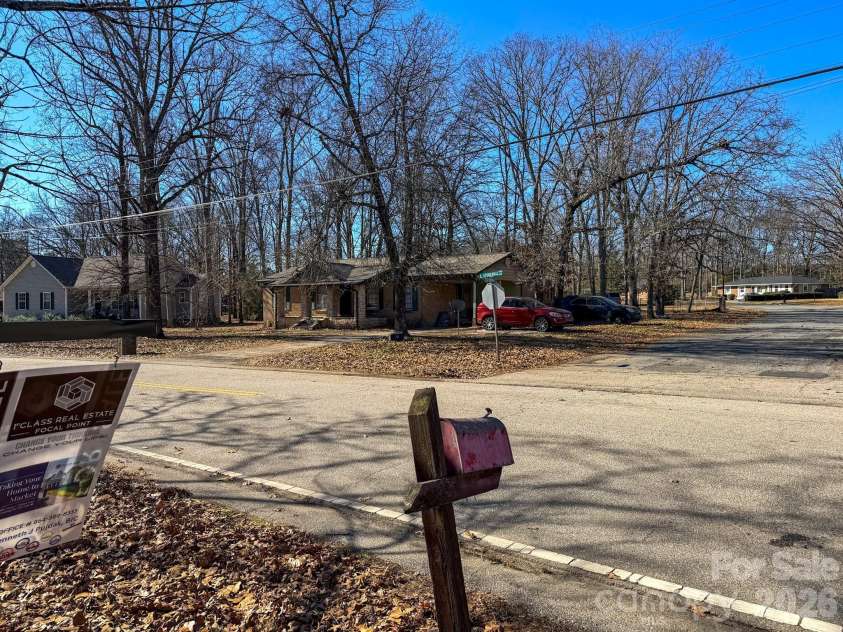1035 Stonewall Avenue, Rock Hill, SC 29730.  MLS# CAR4337801, YatesRealty ID 14856. 