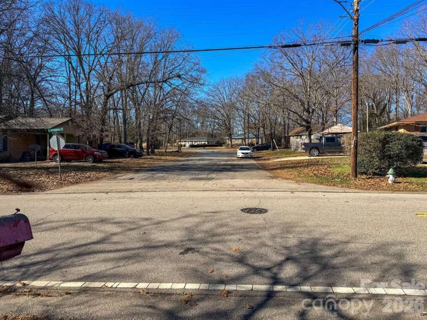 1035 Stonewall Avenue, Rock Hill, SC 29730.  MLS# CAR4337801, YatesRealty ID 14856. 