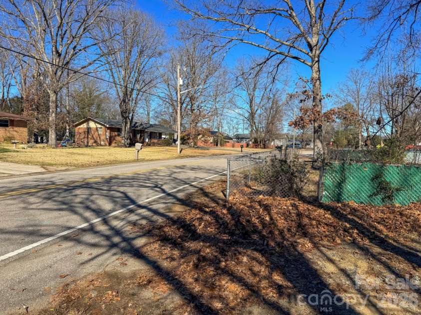 1035 Stonewall Avenue, Rock Hill, SC 29730.  MLS# CAR4337801, YatesRealty ID 14856. 