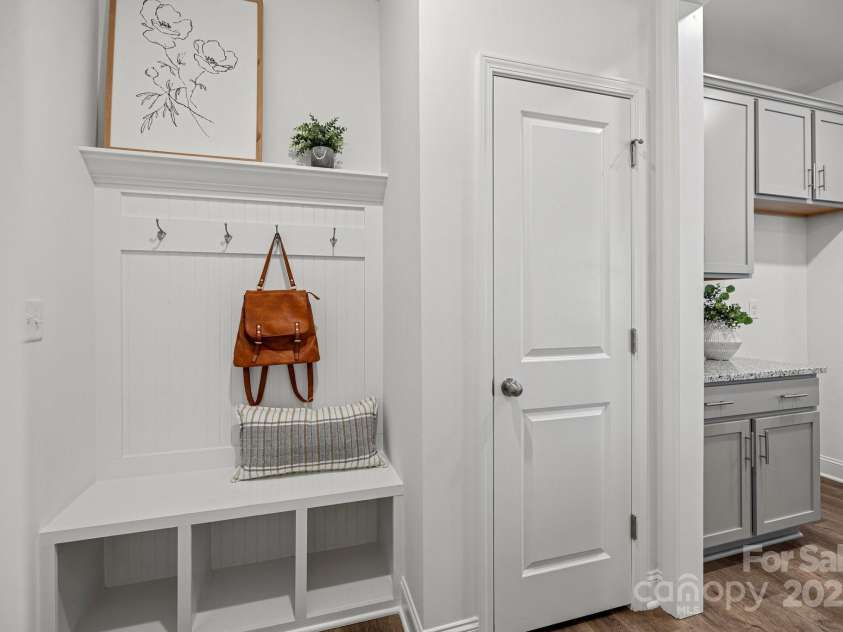 5017 Cherry Gum Court, Matthews, NC 28105.  MLS# CAR4244080, YatesRealty ID 14856. 