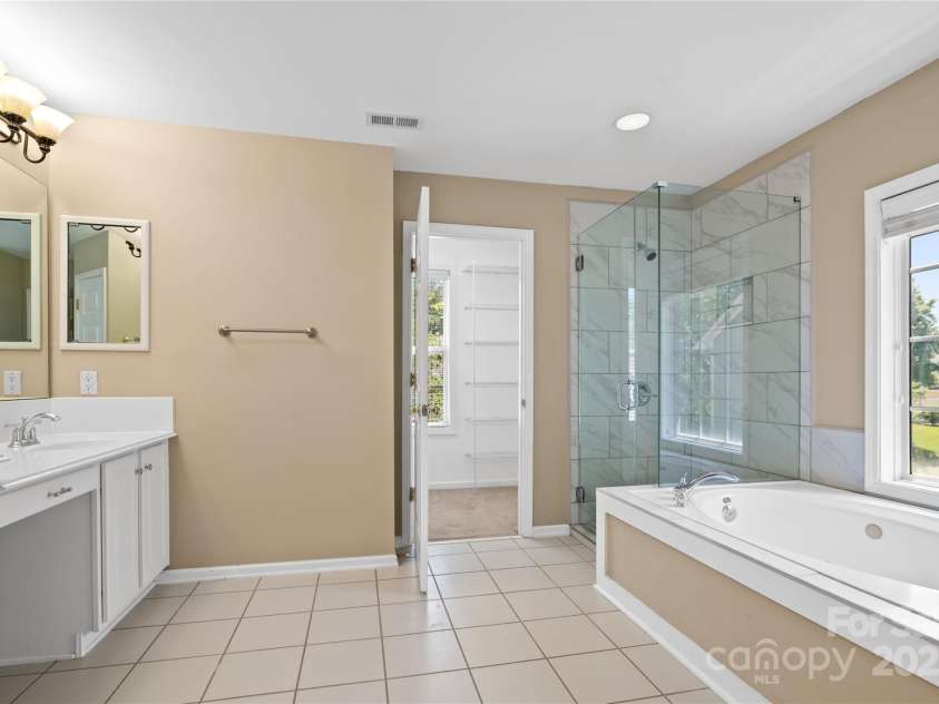 10616 Back Ridge Road, Charlotte, NC 28277.  MLS# CAR4257664, YatesRealty ID 14857. 