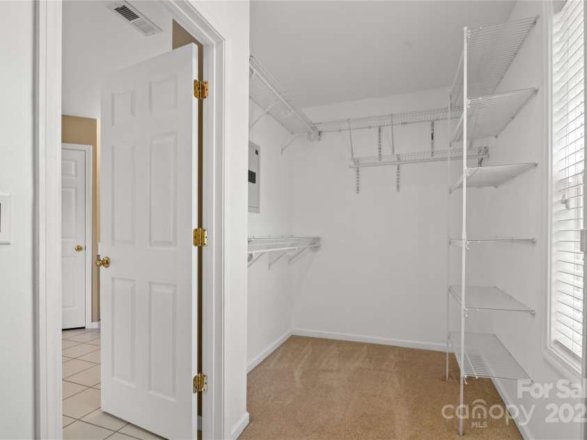 10616 Back Ridge Road, Charlotte, NC 28277.  MLS# CAR4257664, YatesRealty ID 14857. 