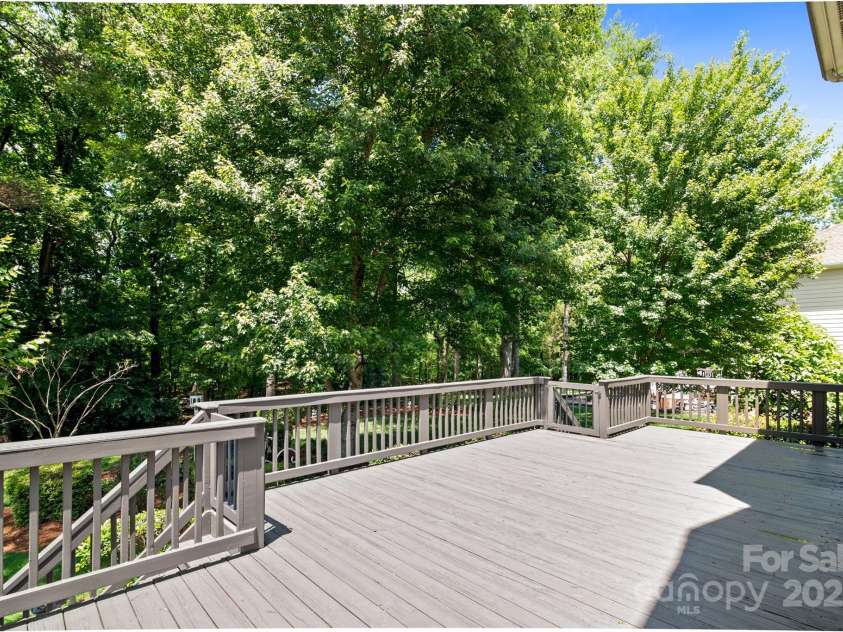 10616 Back Ridge Road, Charlotte, NC 28277.  MLS# CAR4257664, YatesRealty ID 14857. 