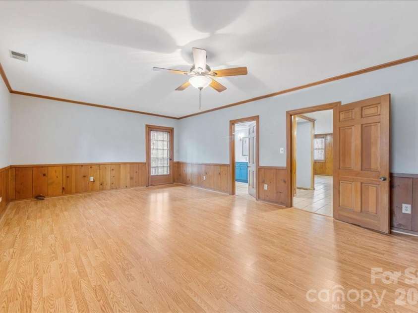 3212 Nancy Creek Road, Charlotte, NC 28270.  MLS# CAR4323267, YatesRealty ID 14859. 