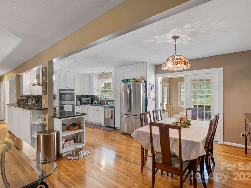 15 Willow Knolls Drive, Weaverville, NC 28787.  MLS# CAR4281968, YatesRealty ID 1486. 