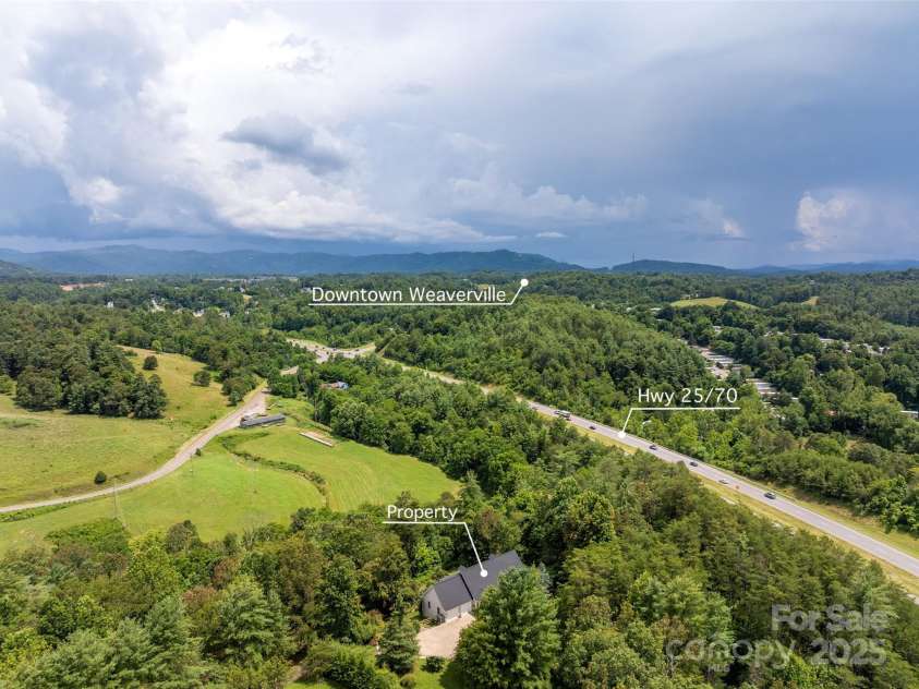 15 Willow Knolls Drive, Weaverville, NC 28787.  MLS# CAR4281968, YatesRealty ID 1486. 