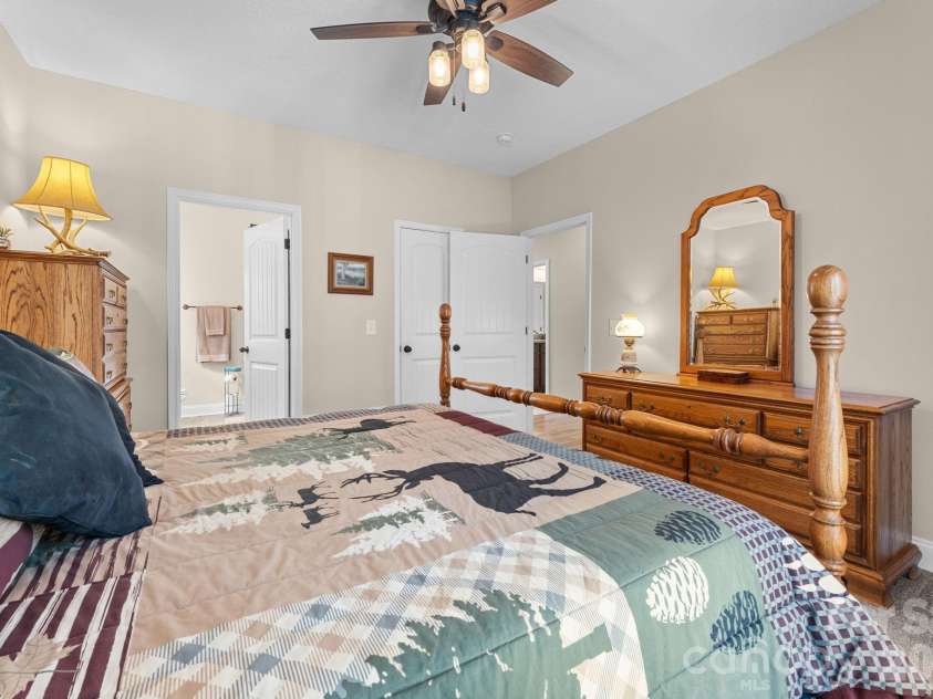 410 Moonlight Trail, Bryson City, NC 28713.  MLS# CAR4341559, YatesRealty ID 1486. 