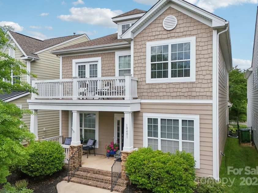 10401 Royal Winchester Drive, Charlotte, NC 28277.  MLS# CAR4257672, YatesRealty ID 14861. 