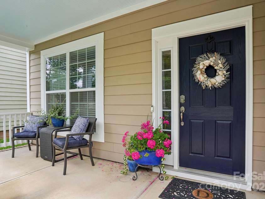 10401 Royal Winchester Drive, Charlotte, NC 28277.  MLS# CAR4257672, YatesRealty ID 14861. 