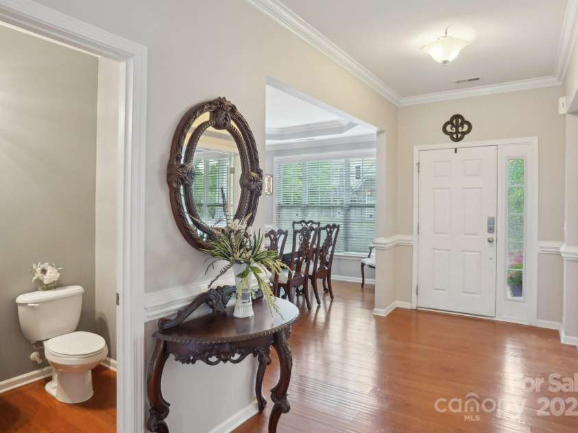 10401 Royal Winchester Drive, Charlotte, NC 28277.  MLS# CAR4257672, YatesRealty ID 14861. 