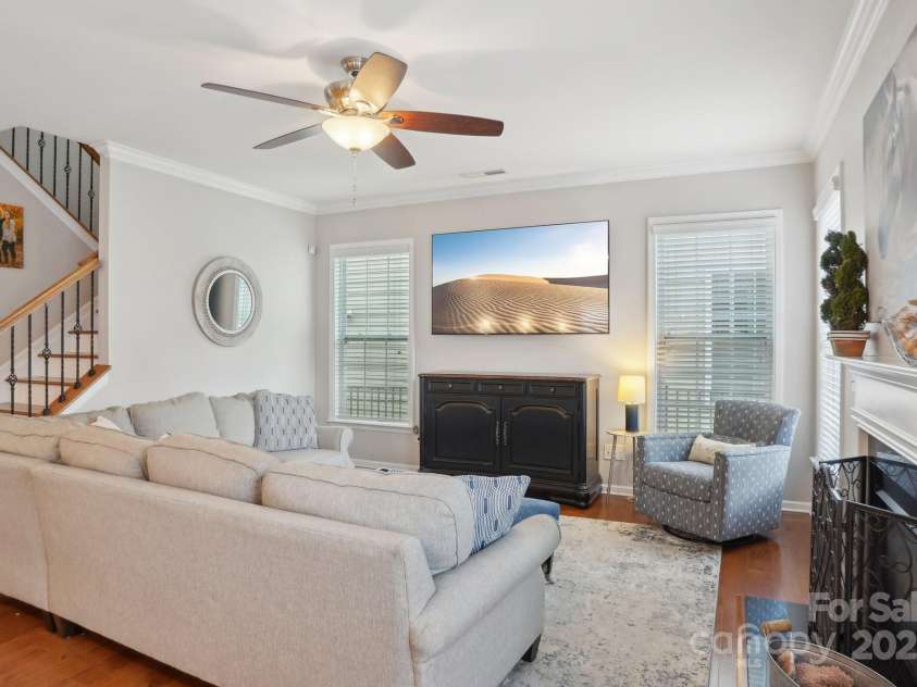 10401 Royal Winchester Drive, Charlotte, NC 28277.  MLS# CAR4257672, YatesRealty ID 14861. 