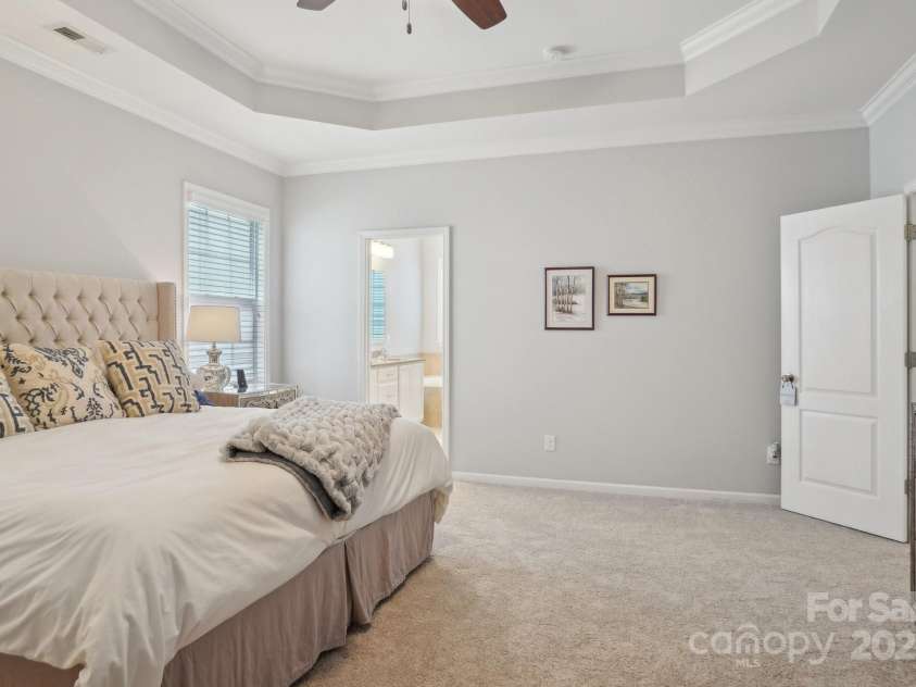 10401 Royal Winchester Drive, Charlotte, NC 28277.  MLS# CAR4257672, YatesRealty ID 14861. 