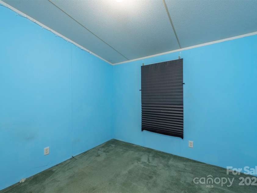 3 Audrey Lane, Asheville, NC 28806.  MLS# CAR4246384, YatesRealty ID 14862. 