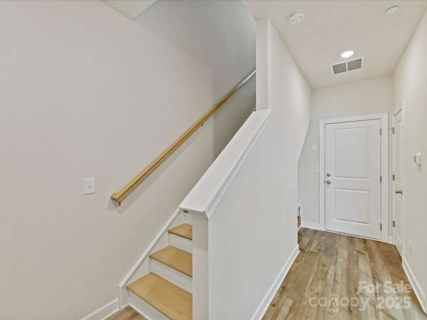 2610 Greenmarket Drive, Charlotte, NC 28217.  MLS# CAR4233387, YatesRealty ID 14864. Lower level foyer