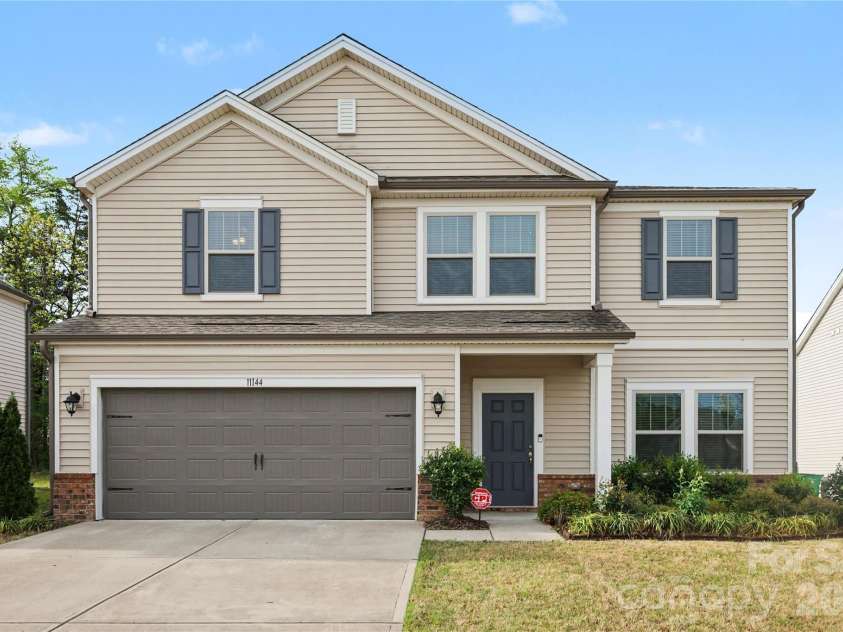 11144 Comiskey Lane, Charlotte, NC 28273.  MLS# CAR4385232, YatesRealty ID 14865. 