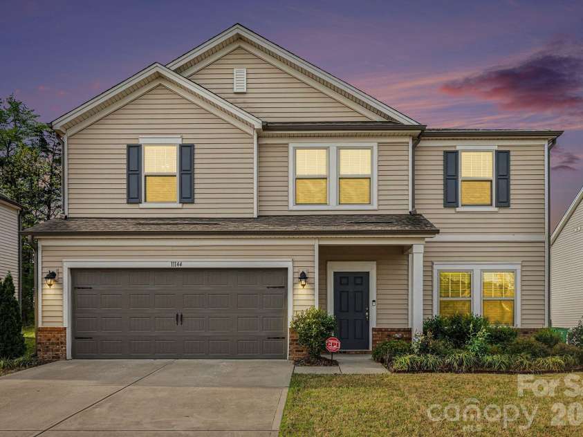 11144 Comiskey Lane, Charlotte, NC 28273.  MLS# CAR4385232, YatesRealty ID 14865. 