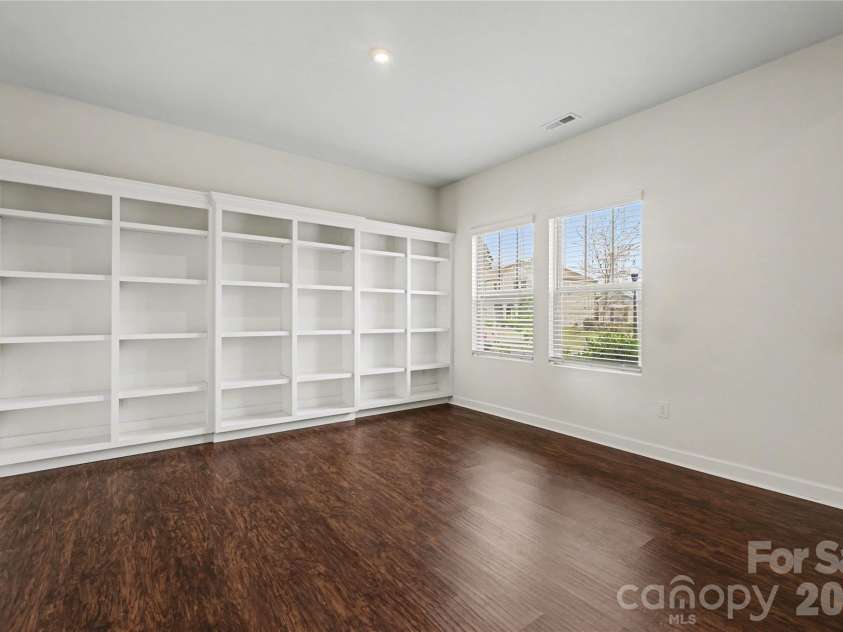 11144 Comiskey Lane, Charlotte, NC 28273.  MLS# CAR4385232, YatesRealty ID 14865. 