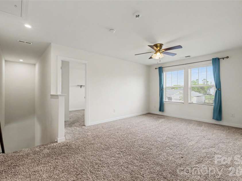 11144 Comiskey Lane, Charlotte, NC 28273.  MLS# CAR4385232, YatesRealty ID 14865. 