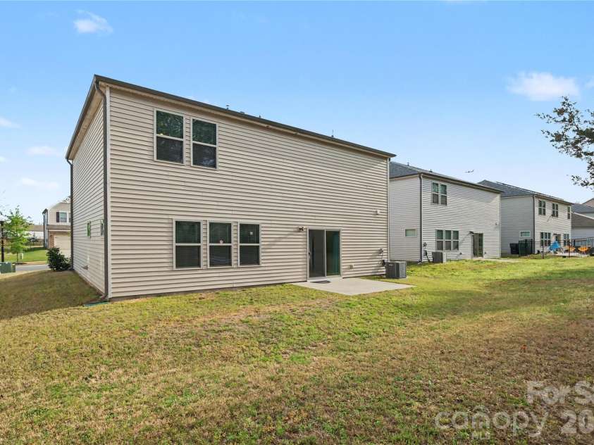 11144 Comiskey Lane, Charlotte, NC 28273.  MLS# CAR4385232, YatesRealty ID 14865. 
