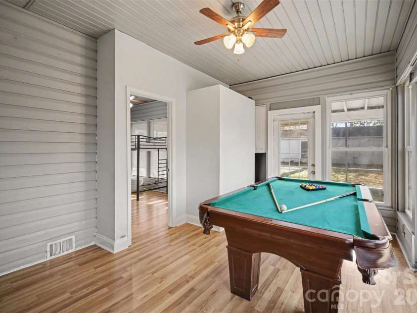 904 Union Terrace, Gastonia, NC 28056.  MLS# CAR4355773, YatesRealty ID 14866. 