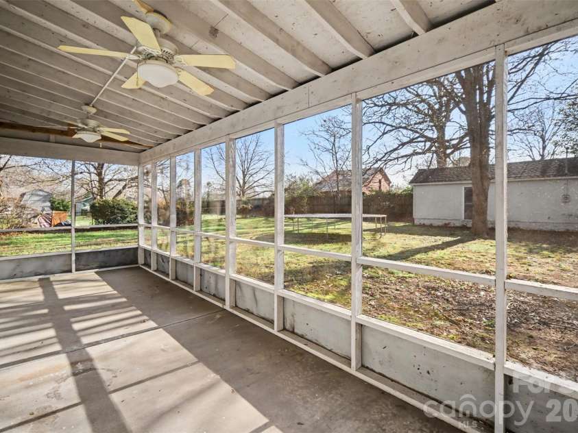 904 Union Terrace, Gastonia, NC 28056.  MLS# CAR4355773, YatesRealty ID 14866. 