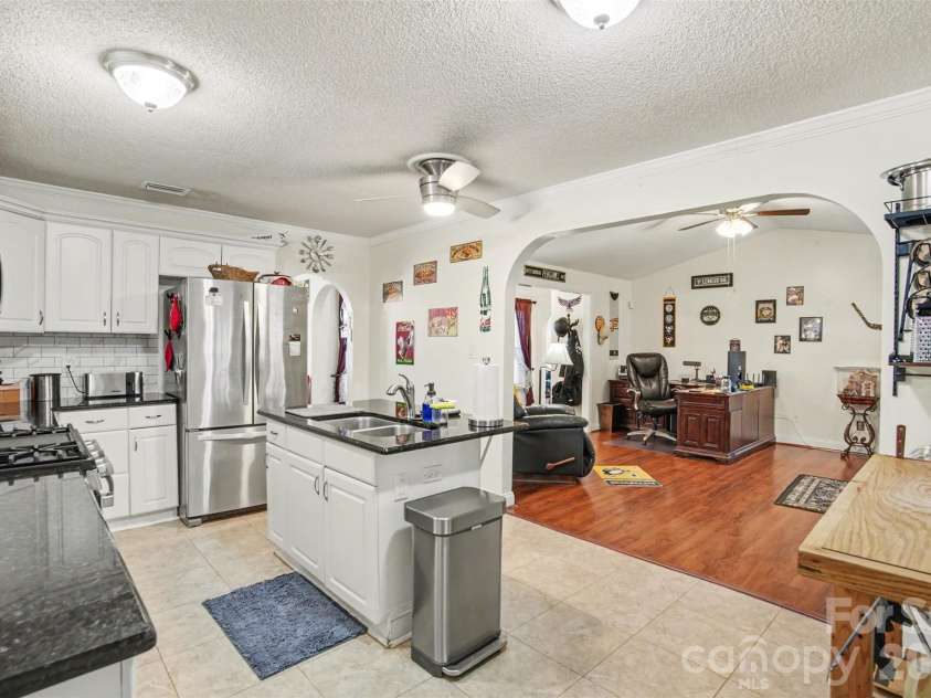116 Brooks Drive, Stanley, NC 28164.  MLS# CAR4351031, YatesRealty ID 14867. 