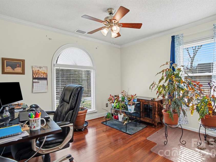 116 Brooks Drive, Stanley, NC 28164.  MLS# CAR4351031, YatesRealty ID 14867. 