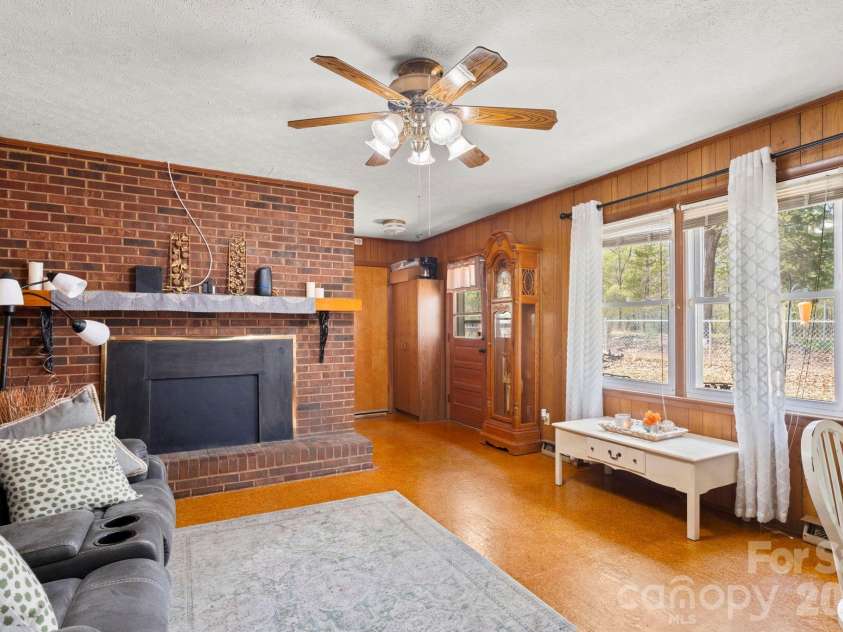 2200 Gaffney Road, Shelby, NC 28152.  MLS# CAR4371064, YatesRealty ID 14868. 