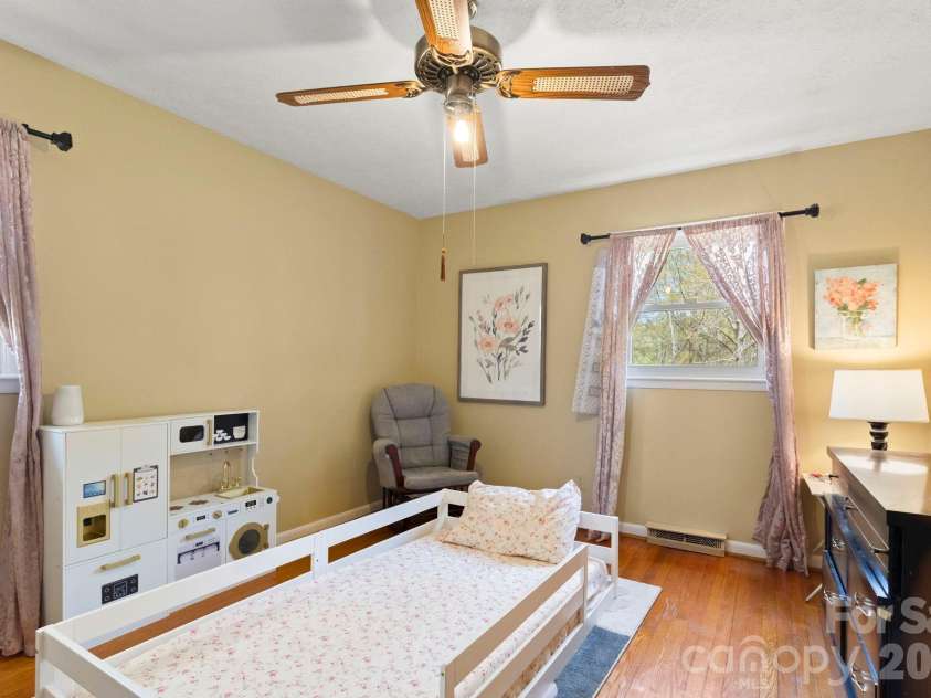 2200 Gaffney Road, Shelby, NC 28152.  MLS# CAR4371064, YatesRealty ID 14868. 