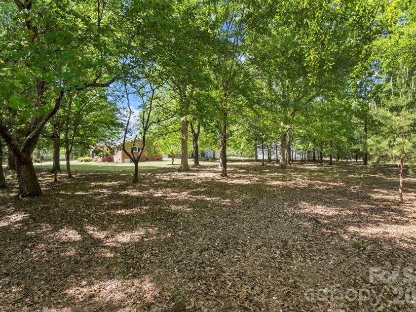 2200 Gaffney Road, Shelby, NC 28152.  MLS# CAR4371064, YatesRealty ID 14868. 