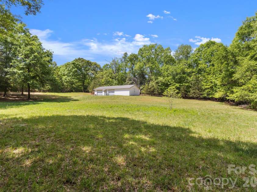 2200 Gaffney Road, Shelby, NC 28152.  MLS# CAR4371064, YatesRealty ID 14868. 