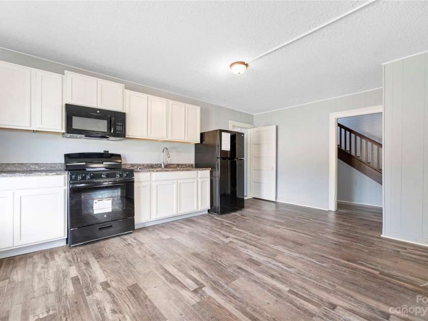 328 Miller Avenue, Statesville, NC 28677.  MLS# CAR4019961, YatesRealty ID 1487. 