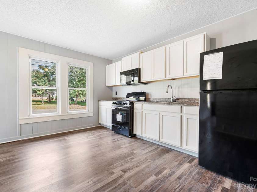 328 Miller Avenue, Statesville, NC 28677.  MLS# CAR4019961, YatesRealty ID 1487. 