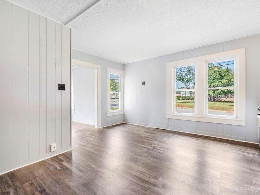 328 Miller Avenue, Statesville, NC 28677.  MLS# CAR4019961, YatesRealty ID 1487. 