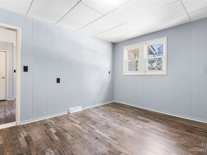 328 Miller Avenue, Statesville, NC 28677.  MLS# CAR4019961, YatesRealty ID 1487. 