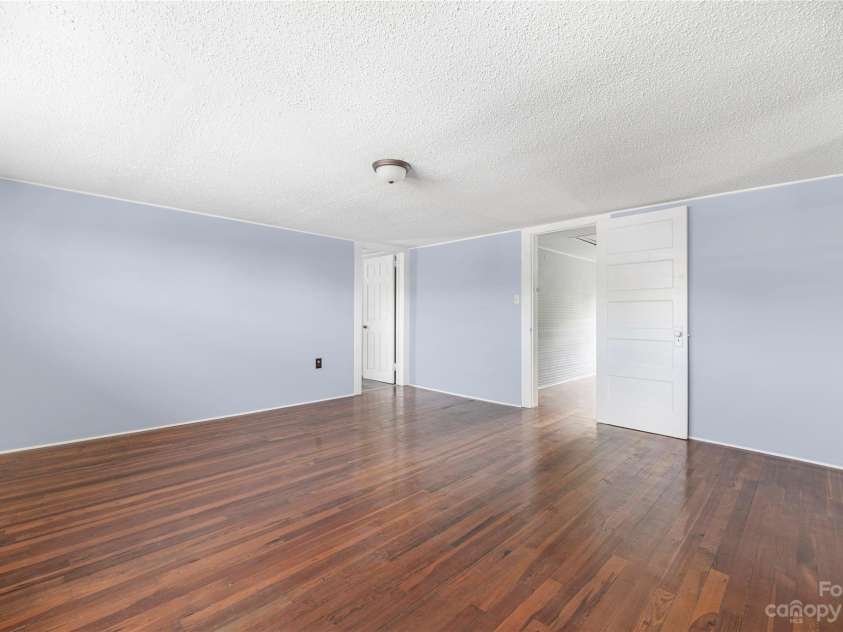 328 Miller Avenue, Statesville, NC 28677.  MLS# CAR4019961, YatesRealty ID 1487. 