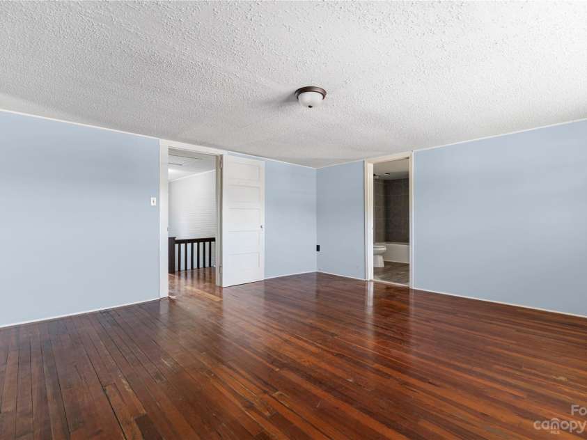 328 Miller Avenue, Statesville, NC 28677.  MLS# CAR4019961, YatesRealty ID 1487. 