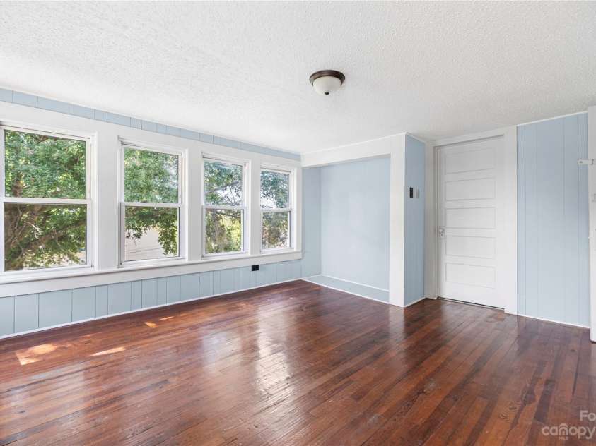 328 Miller Avenue, Statesville, NC 28677.  MLS# CAR4019961, YatesRealty ID 1487. 