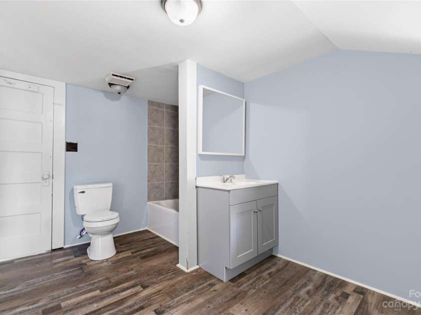 328 Miller Avenue, Statesville, NC 28677.  MLS# CAR4019961, YatesRealty ID 1487. 