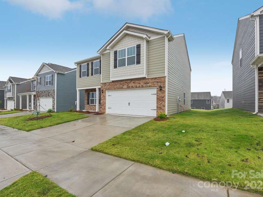 8032 Plymouth Drive, Sherrills Ford, NC 28673.  MLS# CAR4220331, YatesRealty ID 1487. 