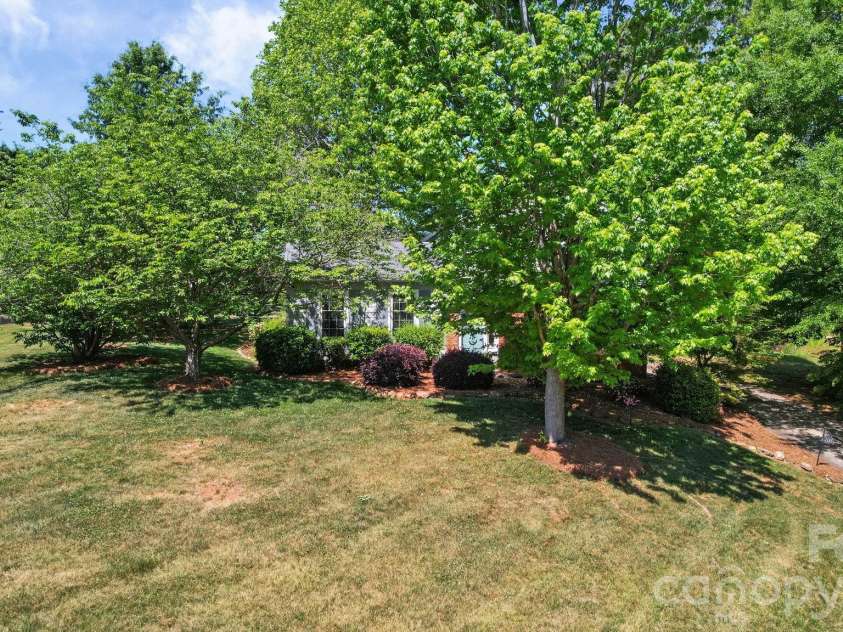 2165 Gaines Avenue, Gastonia, NC 28054.  MLS# CAR4372244, YatesRealty ID 14870. 