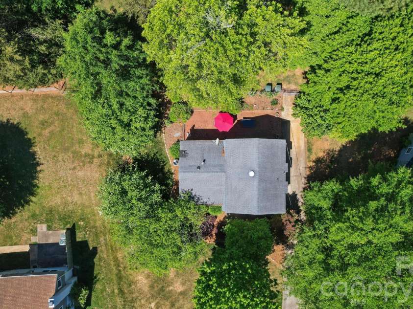2165 Gaines Avenue, Gastonia, NC 28054.  MLS# CAR4372244, YatesRealty ID 14870. 